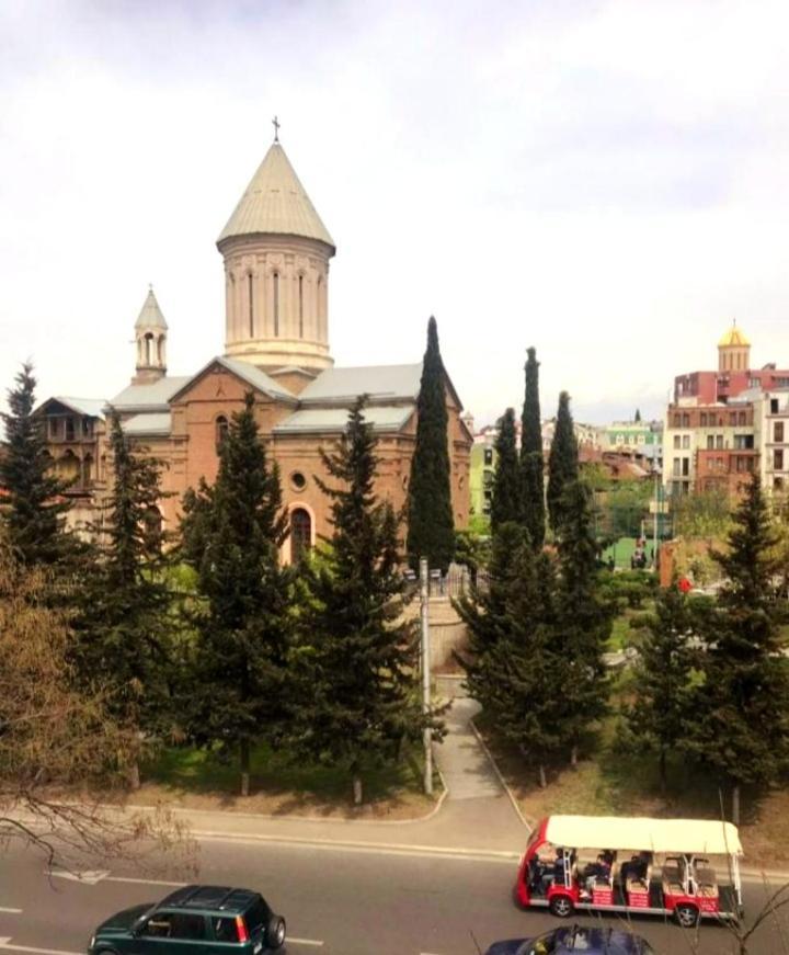 Hotel Lile Tiflis Exterior foto